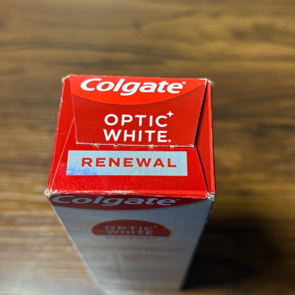 Colgate Optic White & Pro Series Toothpaste and Toothbrush Set - Picture 13 of 15